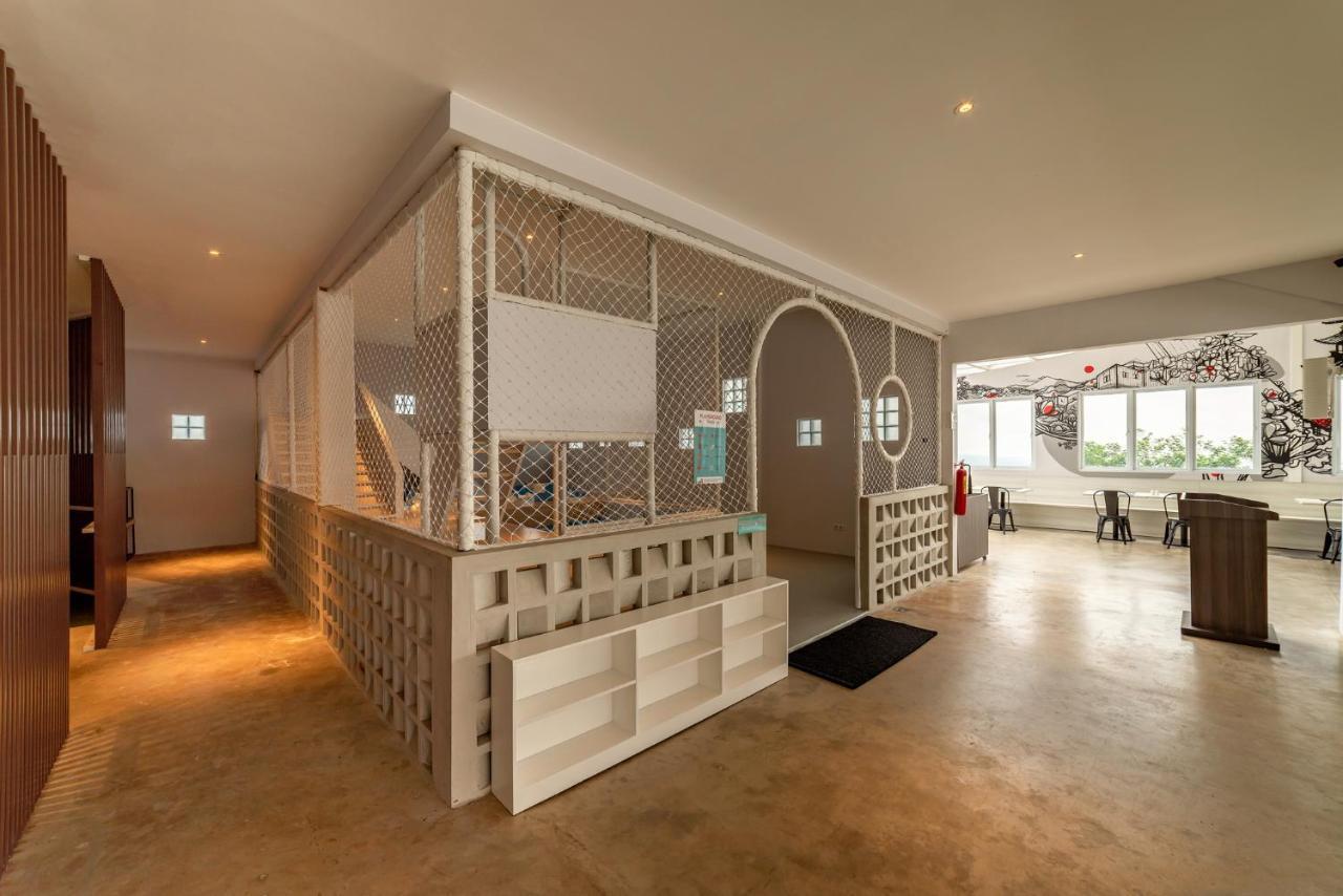 Kontena Hotel Batu  Extérieur photo